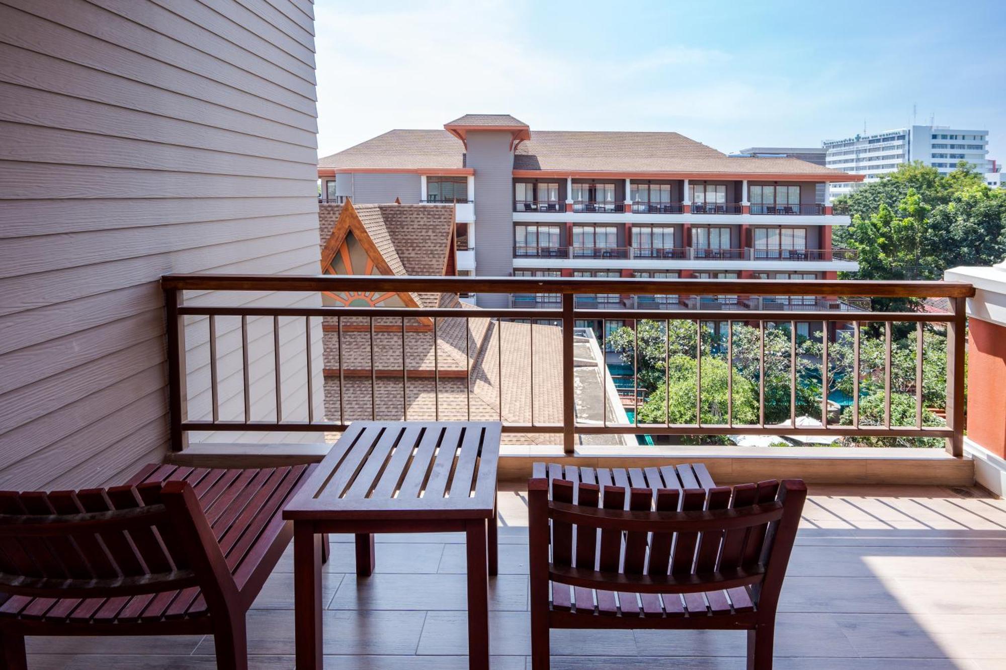 Ayrest Hua Hin Hotel Εξωτερικό φωτογραφία